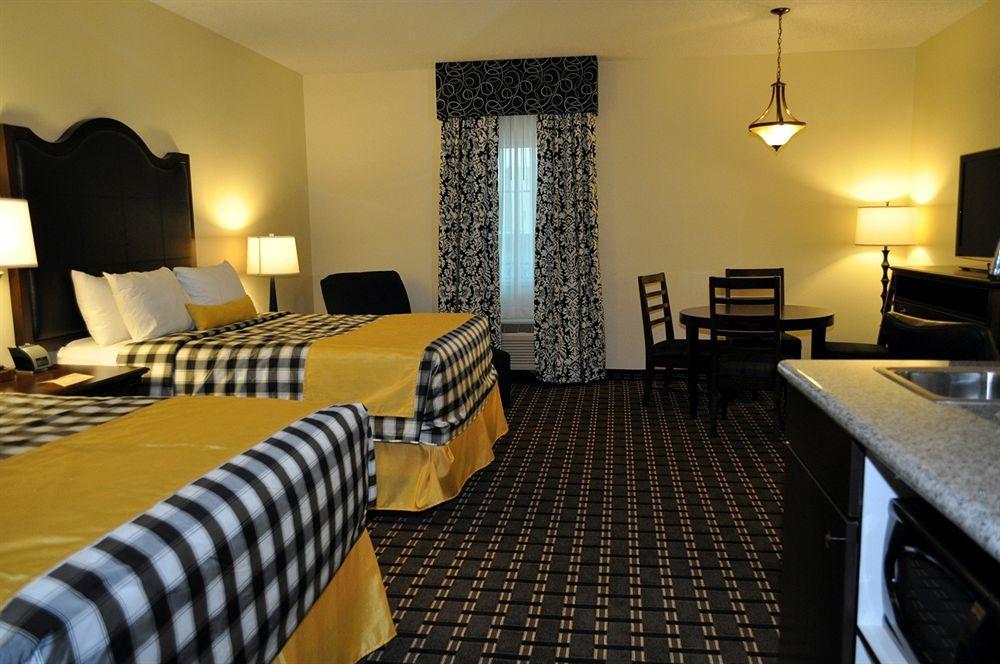 Evangeline Downs Hotel, Ascend Collection Hotel 3*