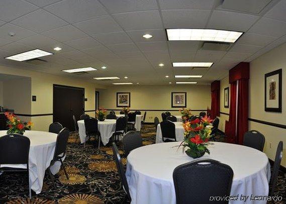 Evangeline Downs Hotel, Ascend Collection 3*