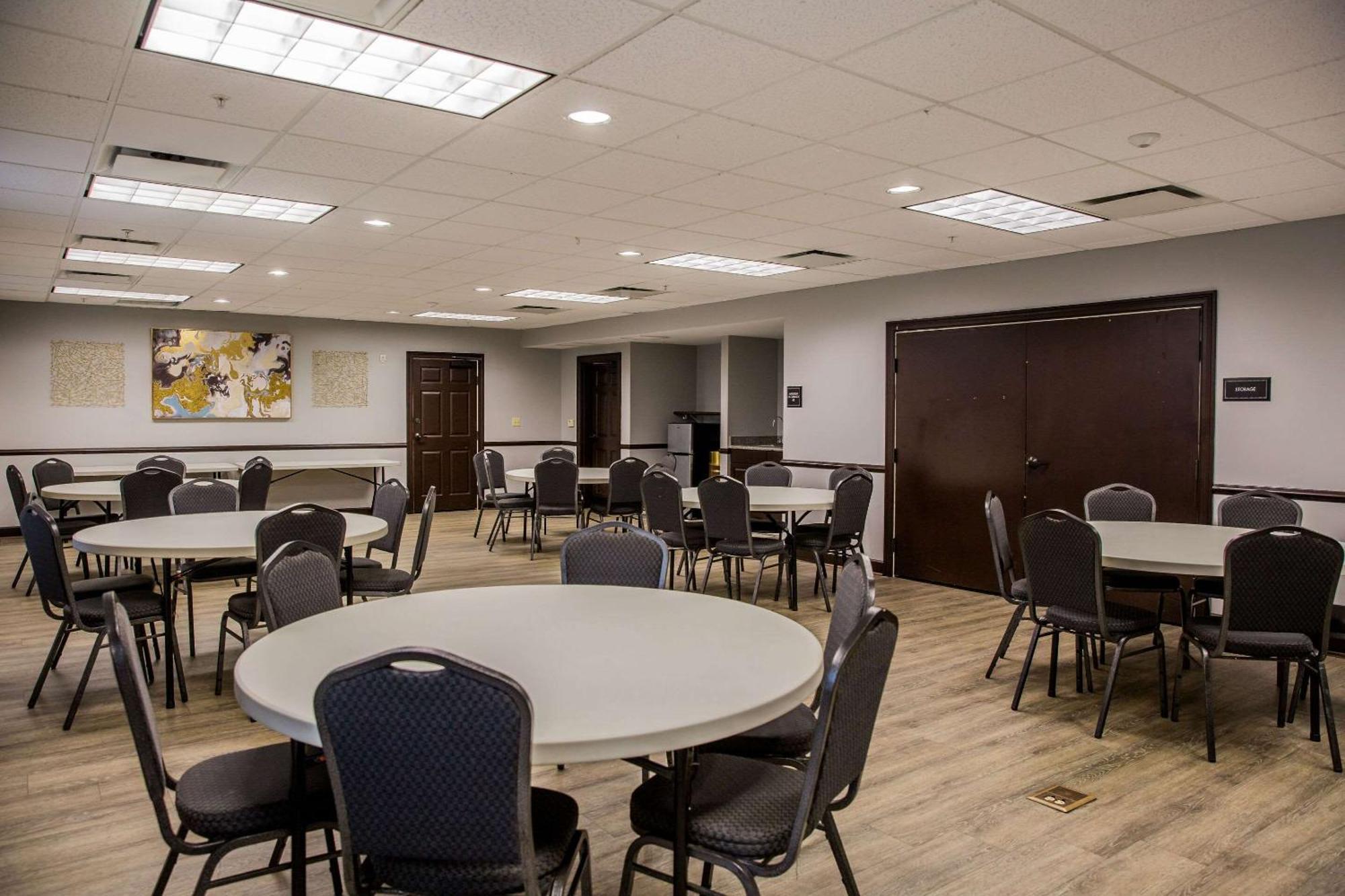 Evangeline Downs Hotel, Ascend Collection 3* Opelousas
