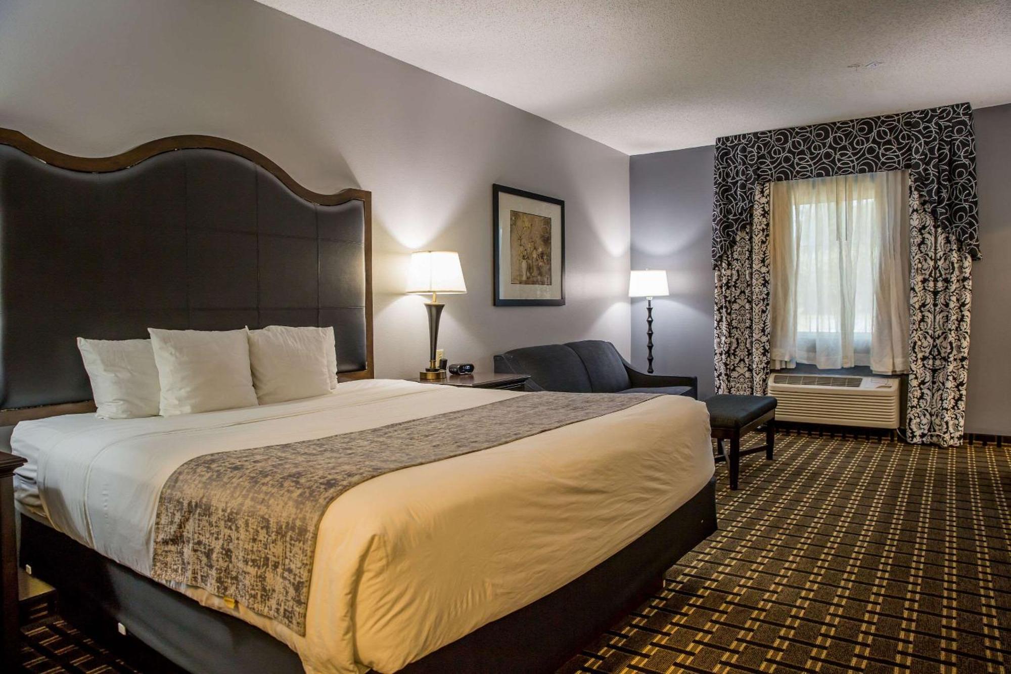 Evangeline Downs Hotel, Ascend Collection Hotel 3*
