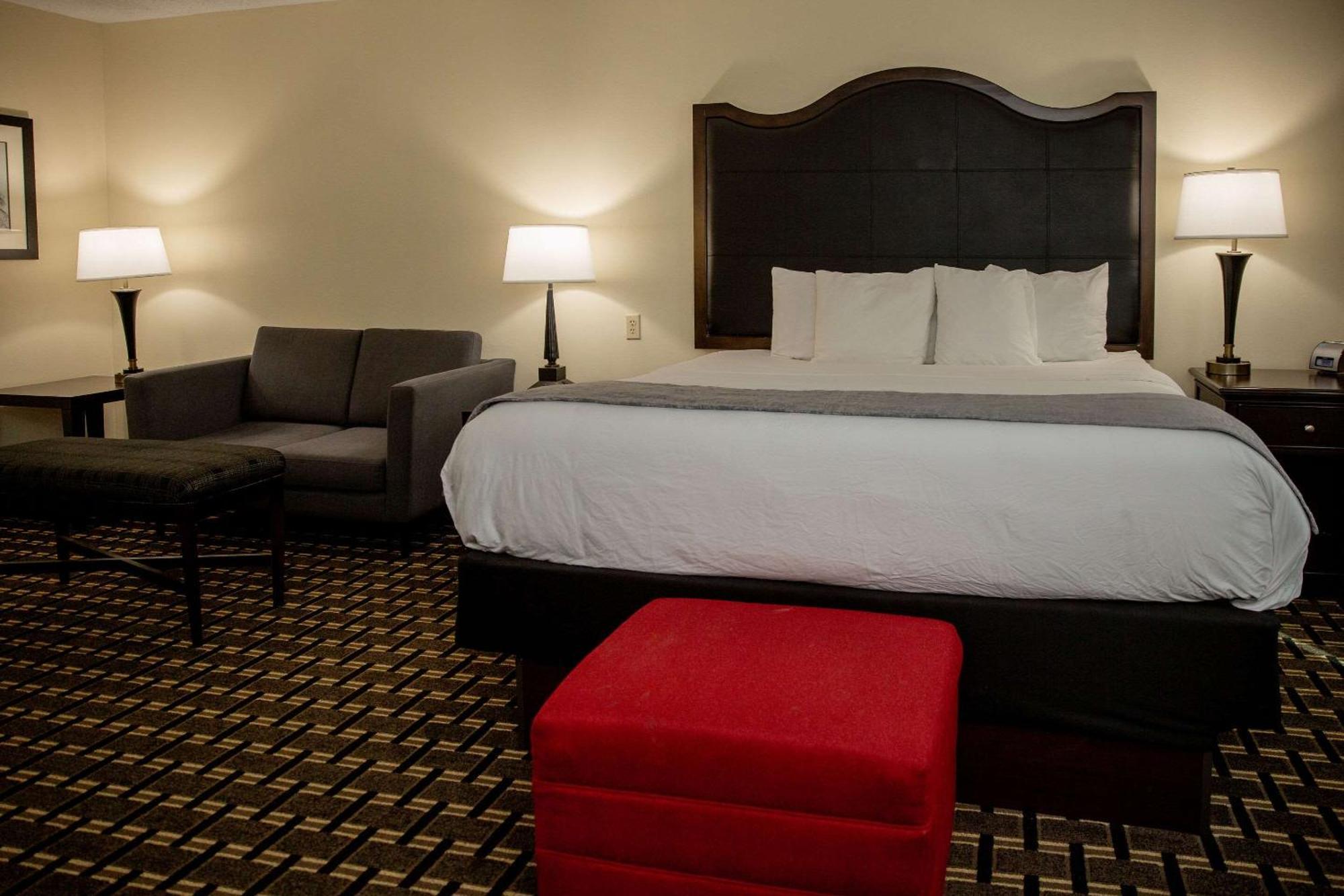 Hotel Evangeline Downs Hotel, Ascend Collection 3*