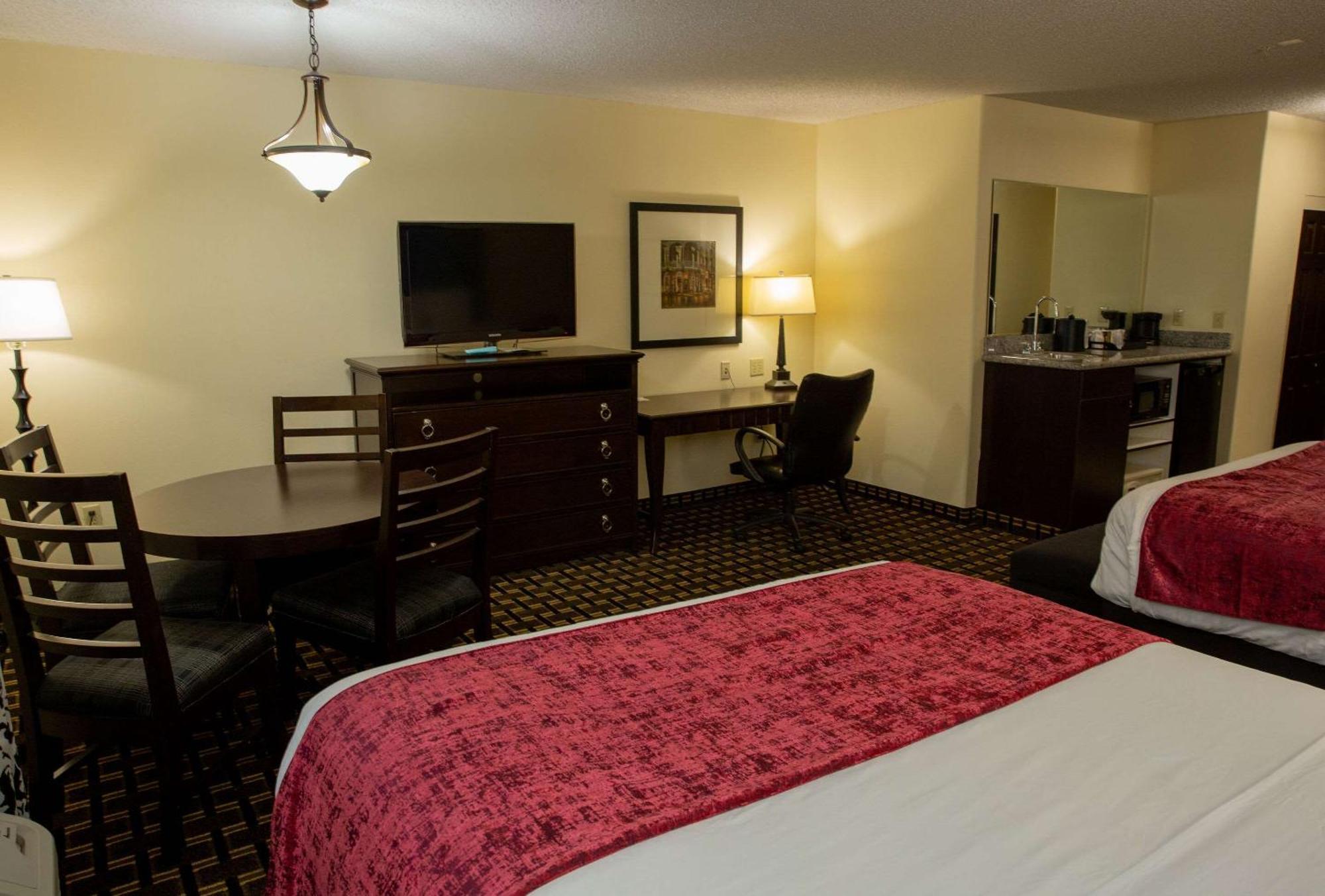 Evangeline Downs Hotel, Ascend Collection Hotel 3*