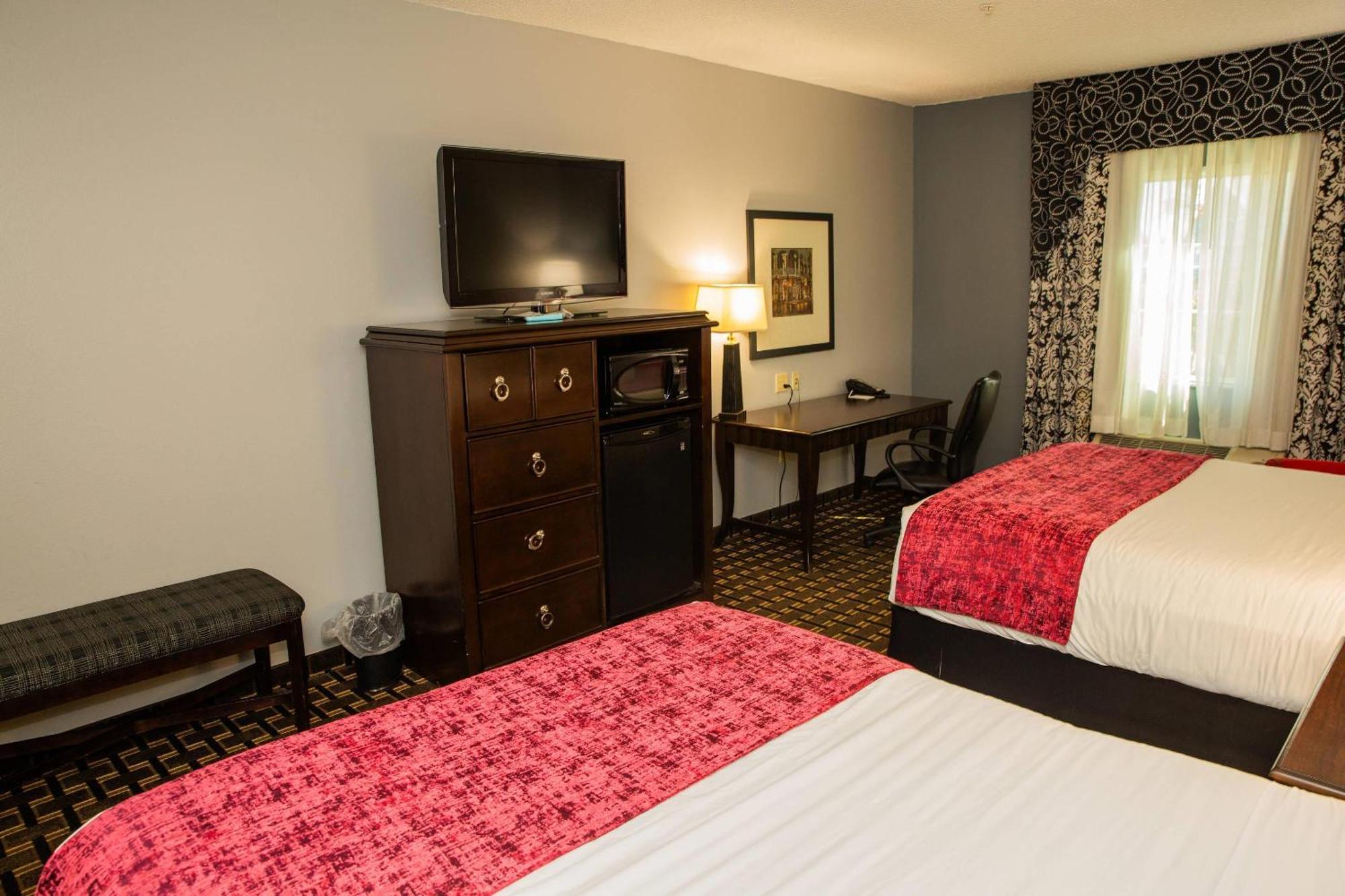 Evangeline Downs Hotel, Ascend Collection Hotel