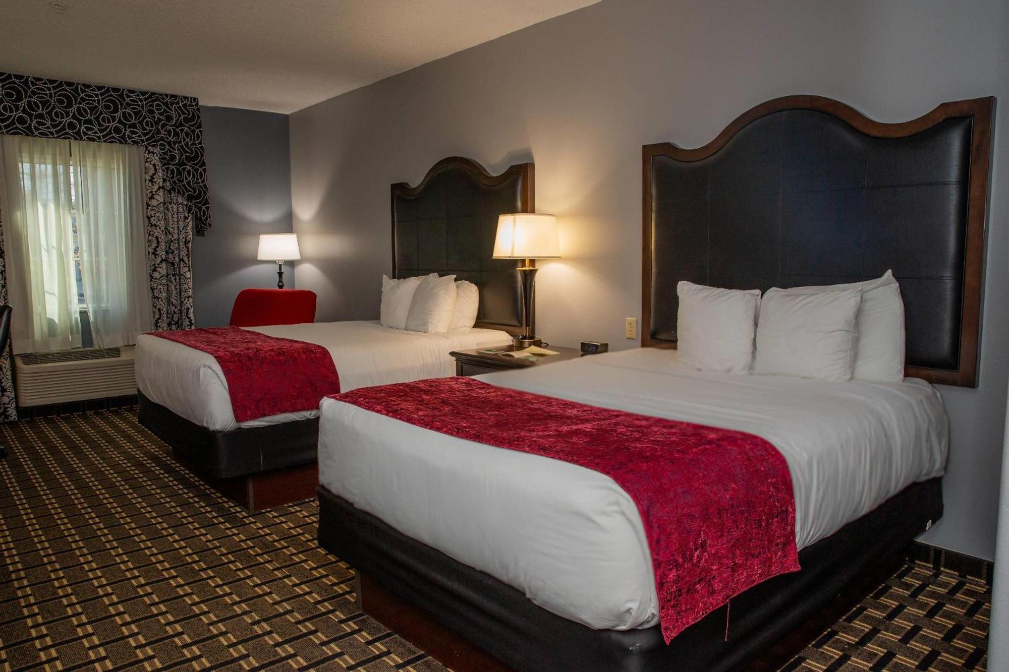 Evangeline Downs Hotel, Ascend Collection Hotel 3*