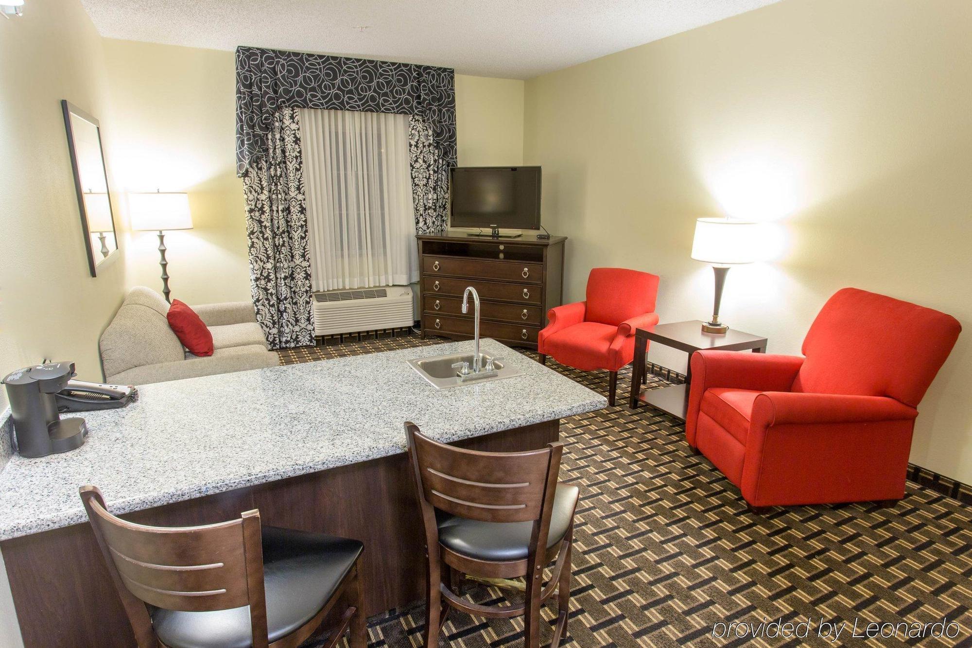 Evangeline Downs Hotel, Ascend Collection Hotel 3*