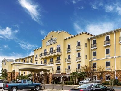 Hotel Evangeline Downs Hotel, Ascend Collection 3*